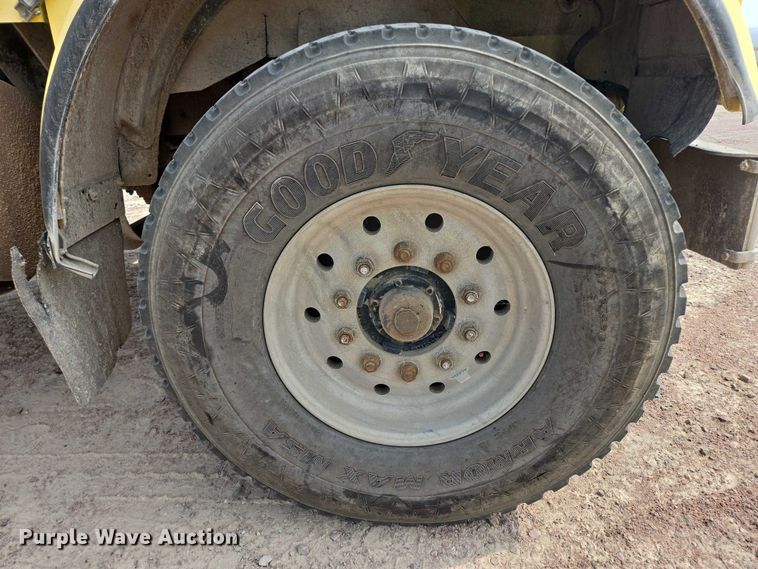 image for item DY1130 2009 Kenworth W900  ready mix truck