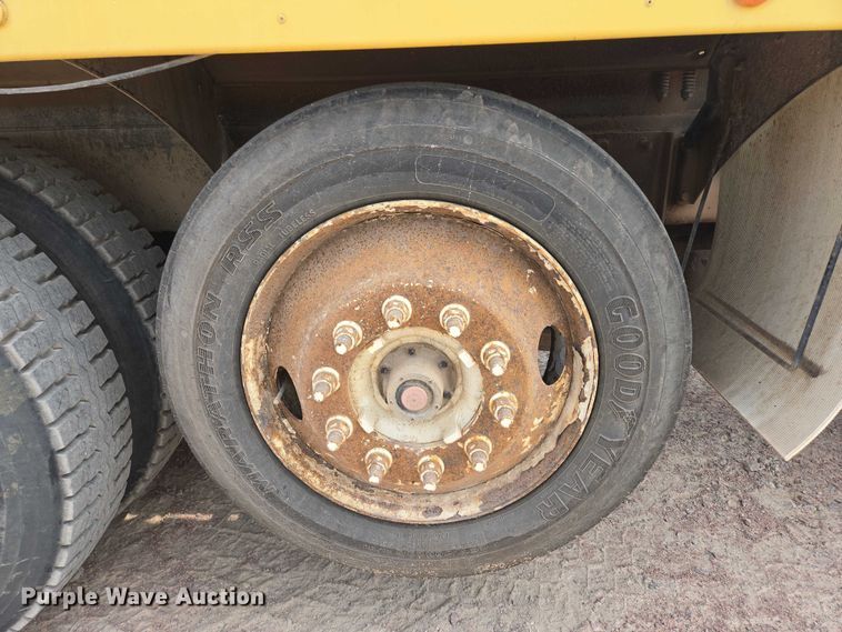 image for item DY1130 2009 Kenworth W900  ready mix truck