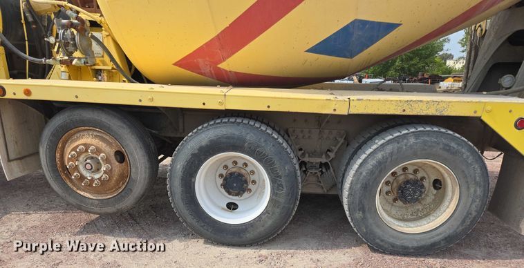 image for item DY1130 2009 Kenworth W900  ready mix truck