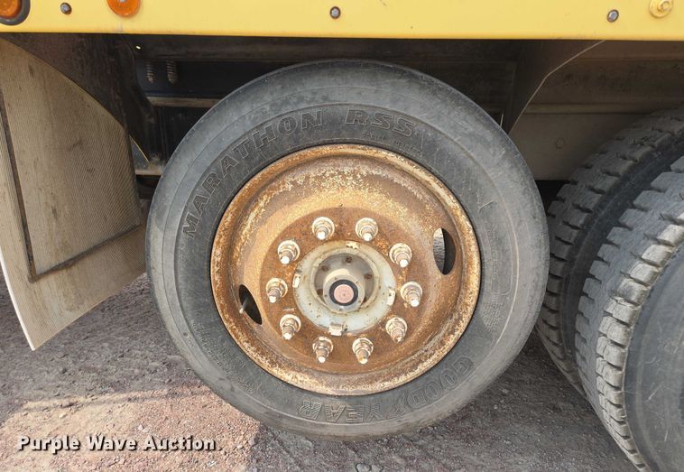 image for item DY1130 2009 Kenworth W900  ready mix truck