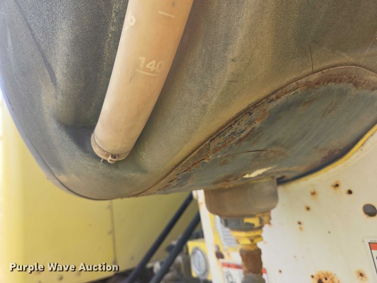 image for item DY1132 2009 Kenworth W900 ready mix truck