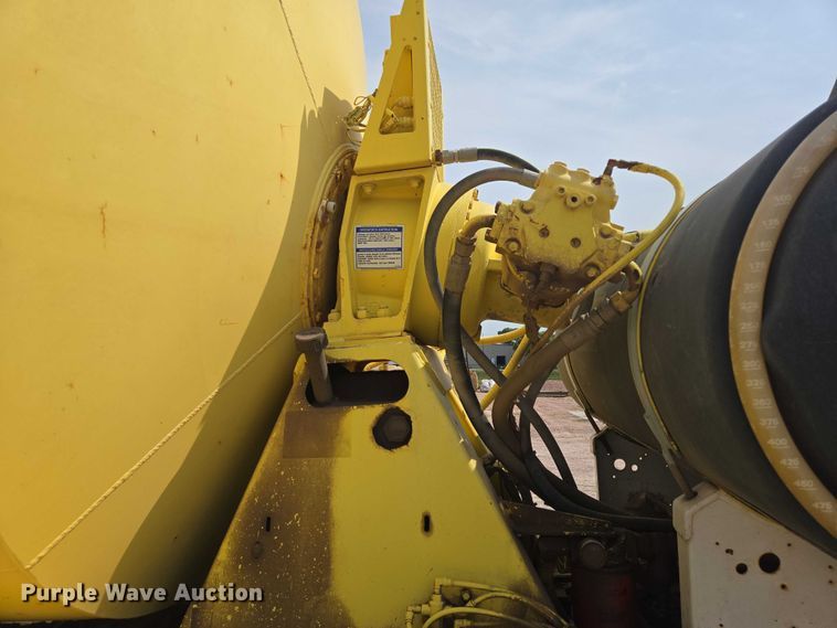 image for item DY1132 2009 Kenworth W900 ready mix truck