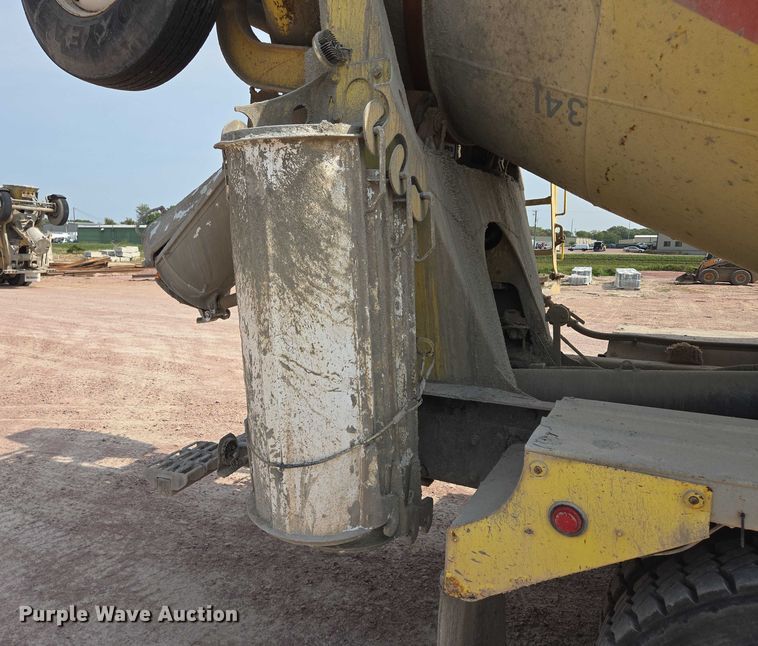 image for item DY1132 2009 Kenworth W900 ready mix truck