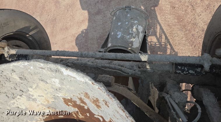 image for item DY1132 2009 Kenworth W900 ready mix truck