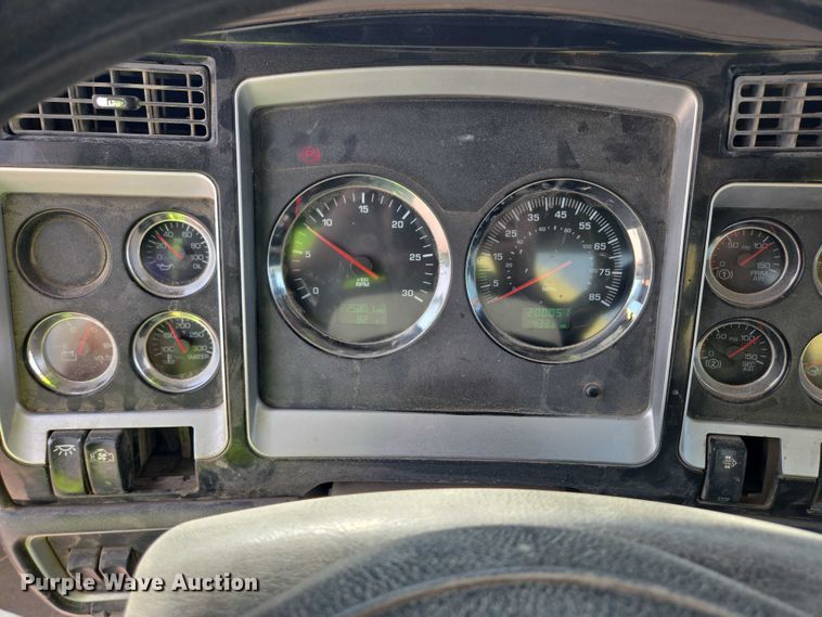 image for item DY1132 2009 Kenworth W900 ready mix truck