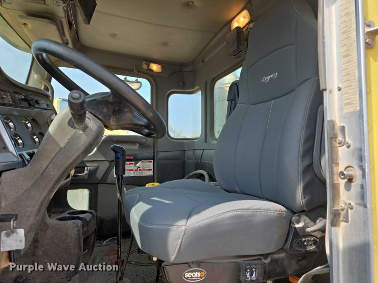 image for item DY1132 2009 Kenworth W900 ready mix truck