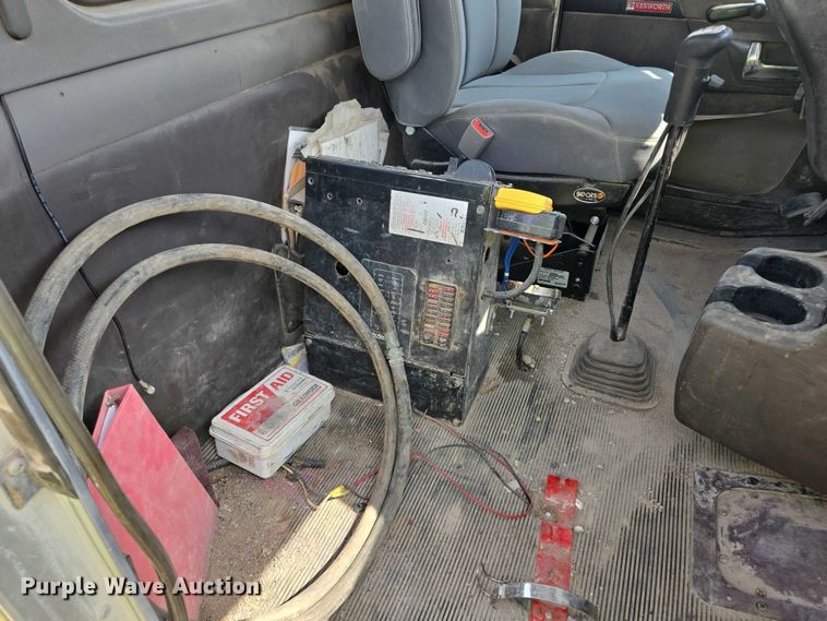 image for item DY1132 2009 Kenworth W900 ready mix truck