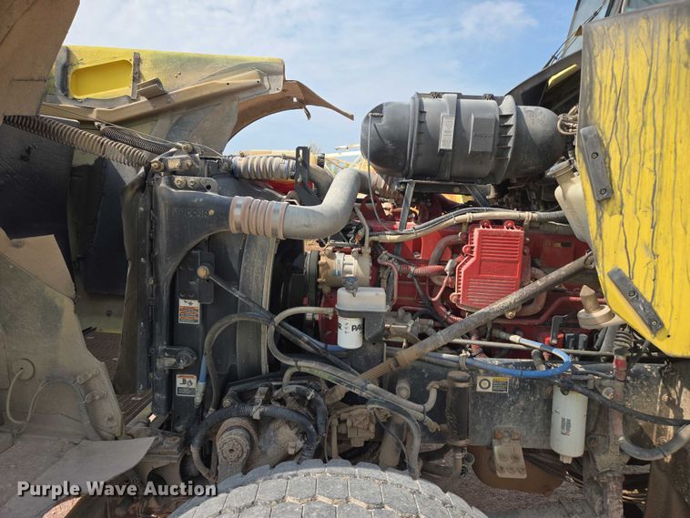 image for item DY1132 2009 Kenworth W900 ready mix truck