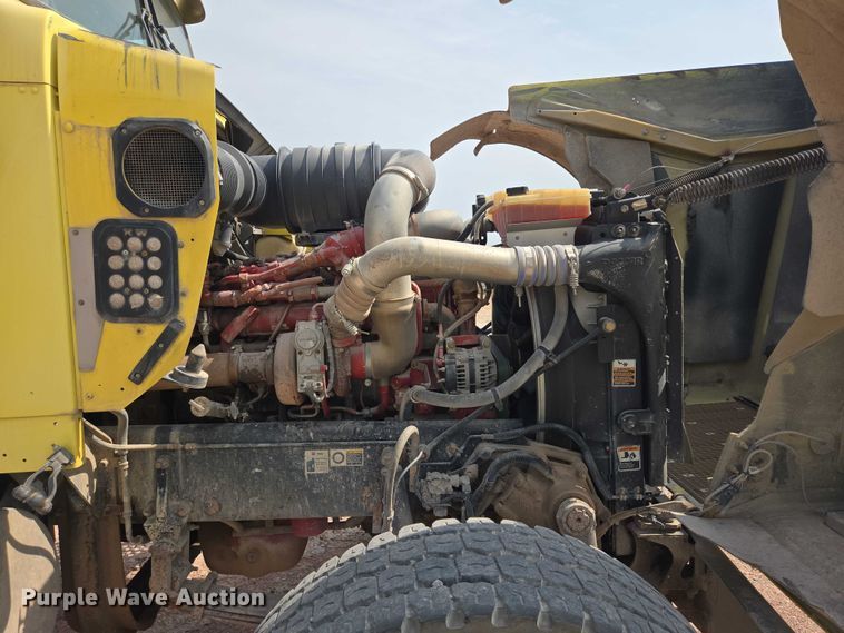 image for item DY1132 2009 Kenworth W900 ready mix truck