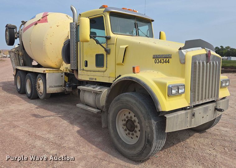 image for item DY1133 2009 Kenworth W900  ready mix truck