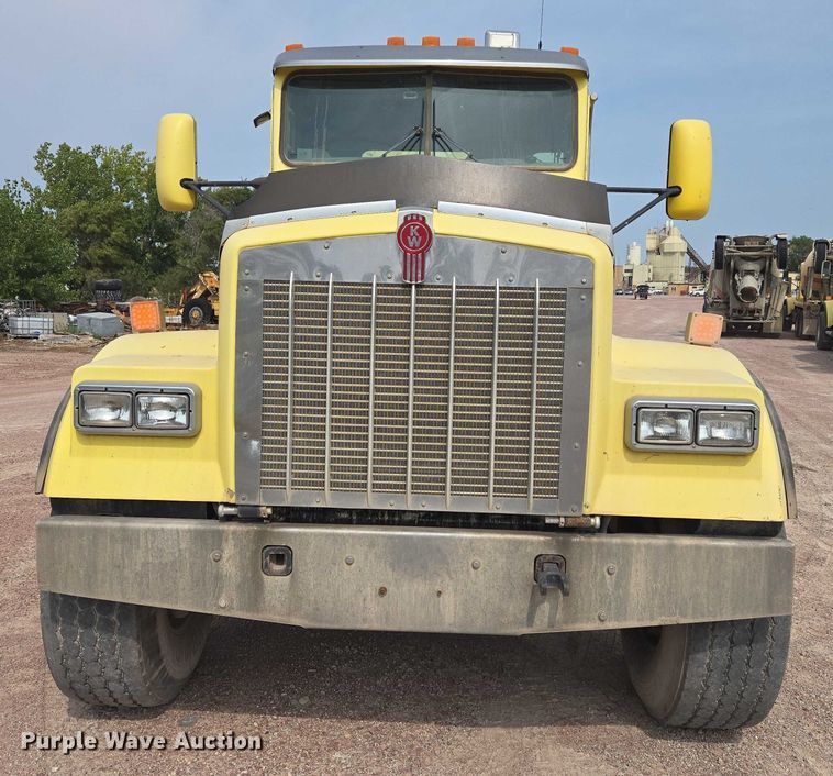 image for item DY1133 2009 Kenworth W900  ready mix truck