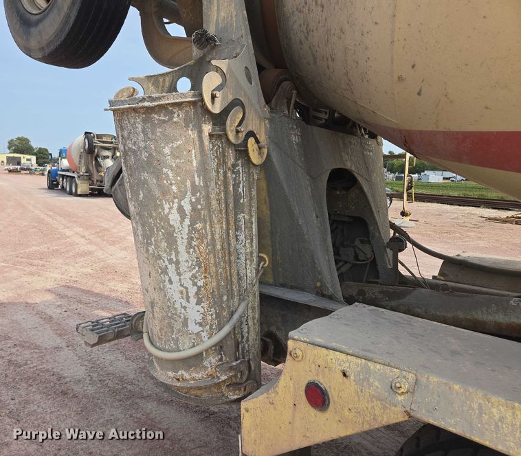 image for item DY1133 2009 Kenworth W900  ready mix truck