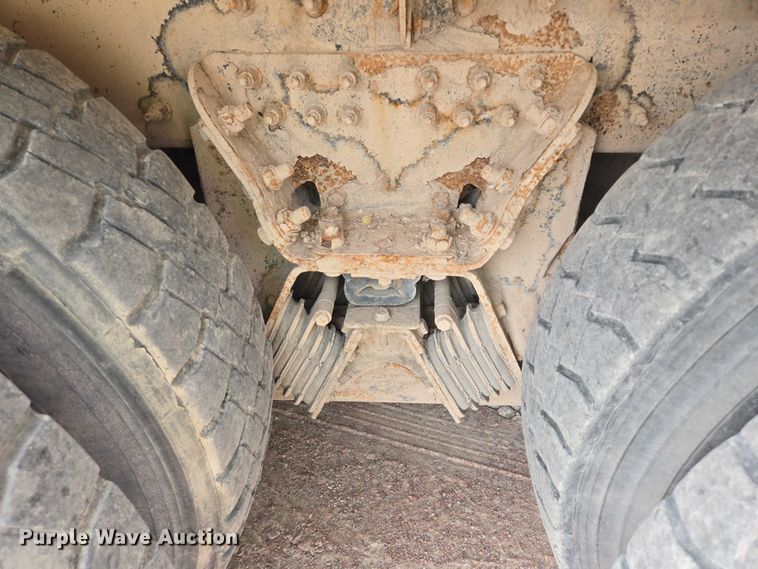 image for item DY1133 2009 Kenworth W900  ready mix truck