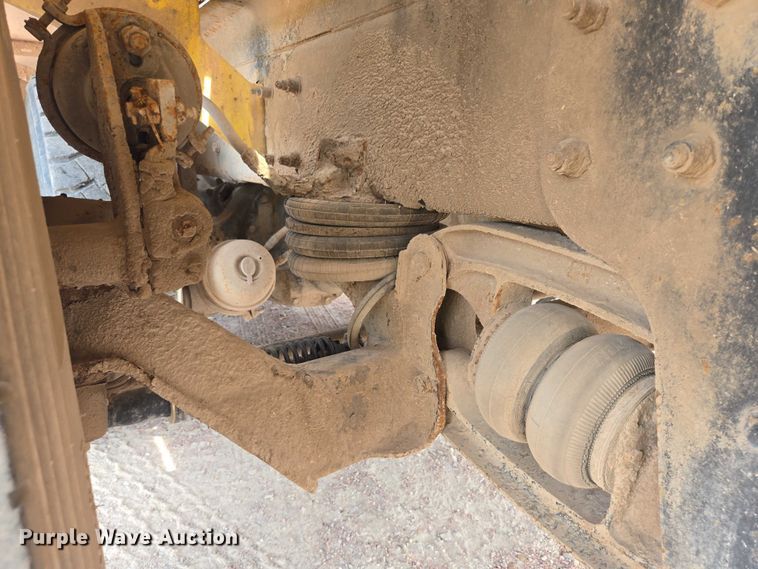 image for item DY1133 2009 Kenworth W900  ready mix truck