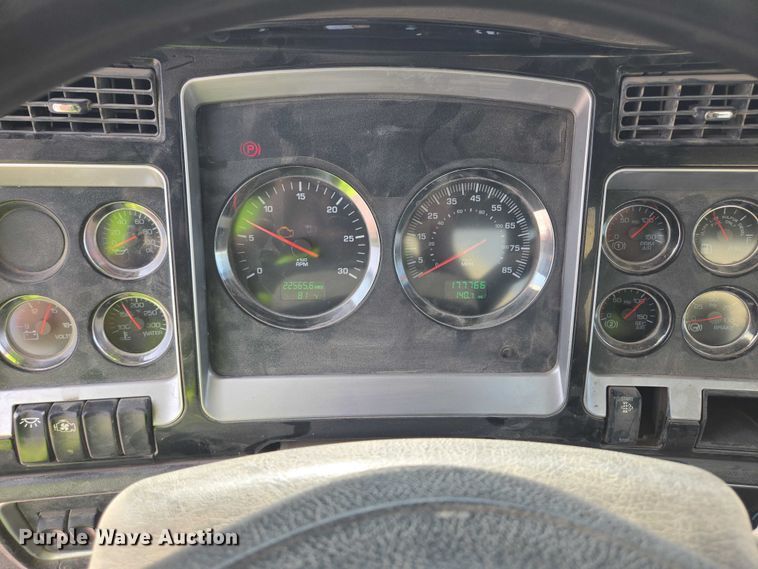 image for item DY1133 2009 Kenworth W900  ready mix truck