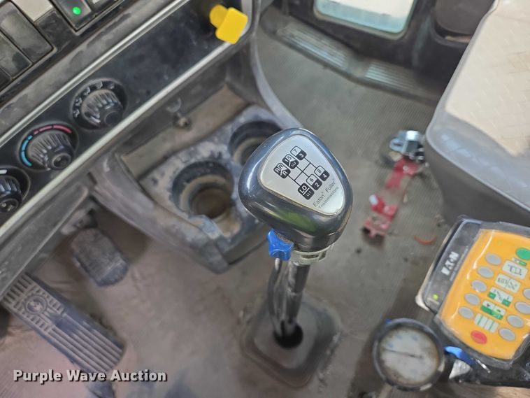 image for item DY1133 2009 Kenworth W900  ready mix truck