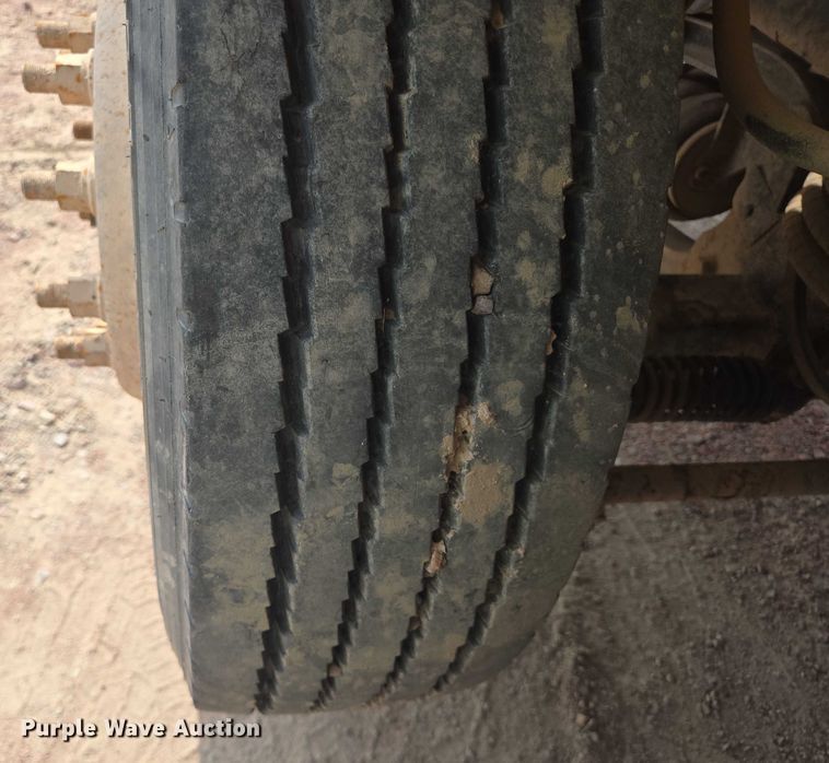 image for item DY1133 2009 Kenworth W900  ready mix truck