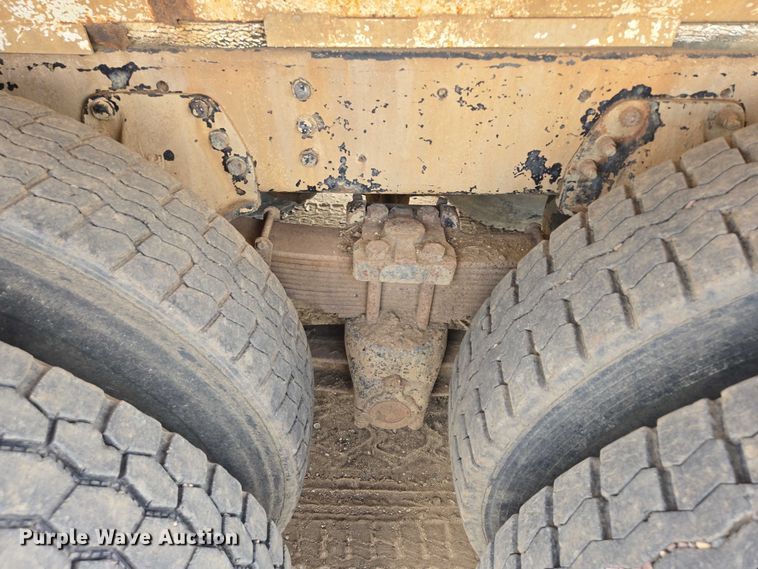 image for item DY1201 1988 International 9300 water truck