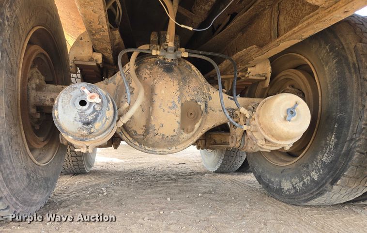 image for item DY1201 1988 International 9300 water truck