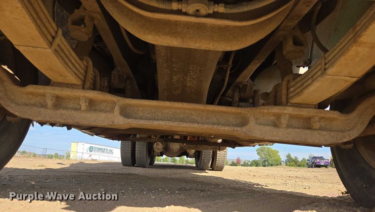 image for item DY1201 1988 International 9300 water truck