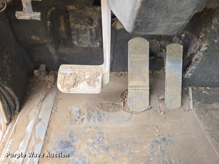 image for item DY1201 1988 International 9300 water truck