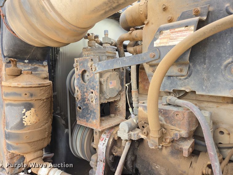 image for item DY1201 1988 International 9300 water truck