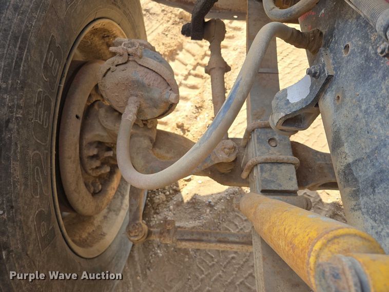 image for item DY1201 1988 International 9300 water truck