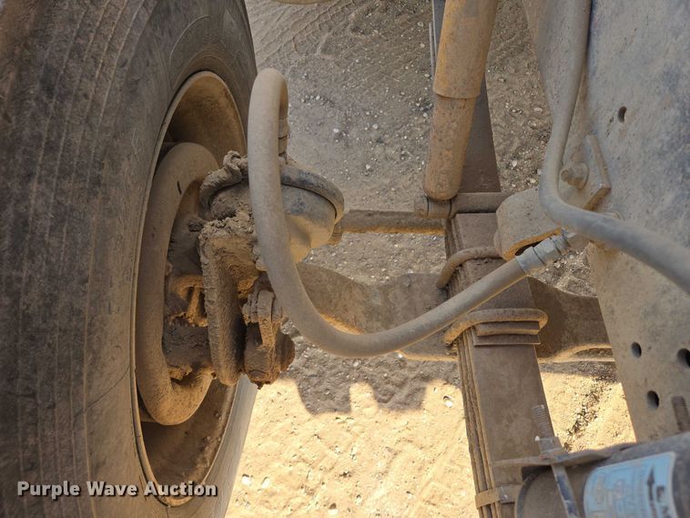 image for item DY1201 1988 International 9300 water truck