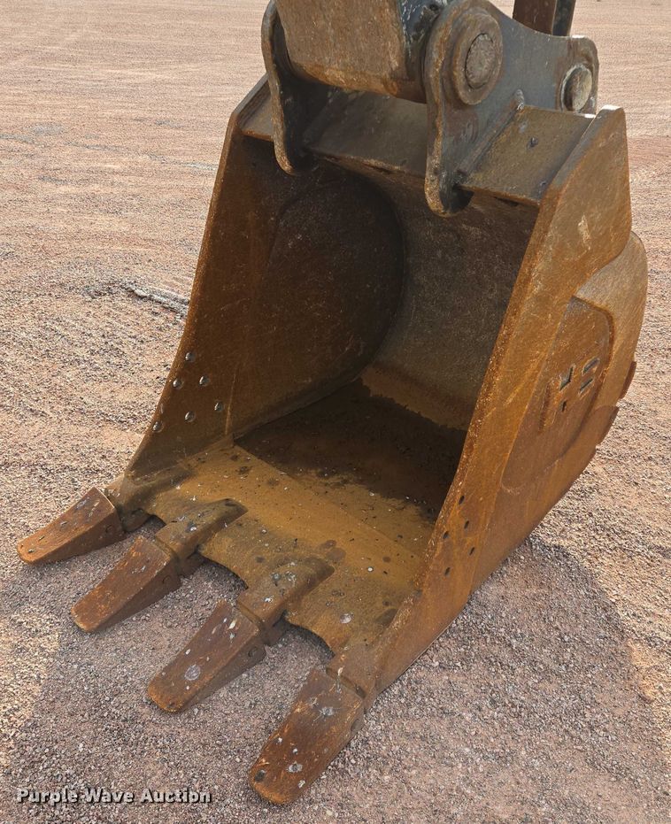 image for item DY1218 2015 John Deere 290G LC excavator