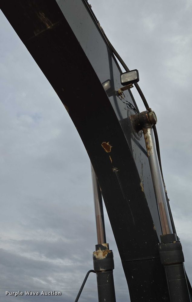 image for item DY1218 2015 John Deere 290G LC excavator