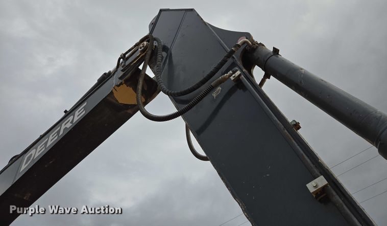 image for item DY1218 2015 John Deere 290G LC excavator