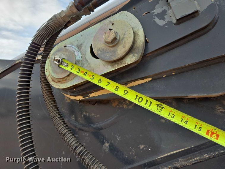 image for item DY1218 2015 John Deere 290G LC excavator