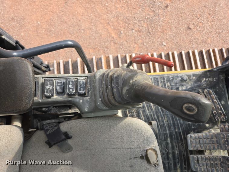 image for item DY1218 2015 John Deere 290G LC excavator