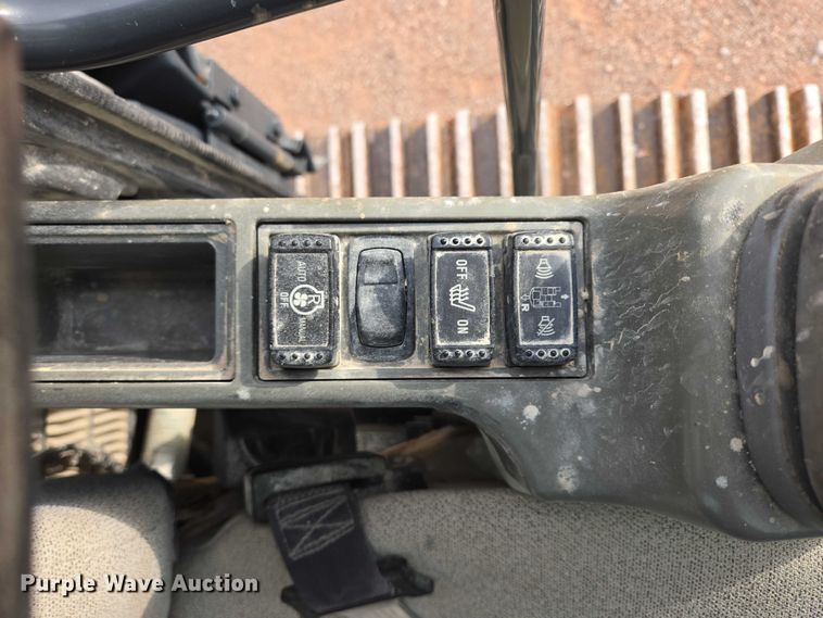 image for item DY1218 2015 John Deere 290G LC excavator