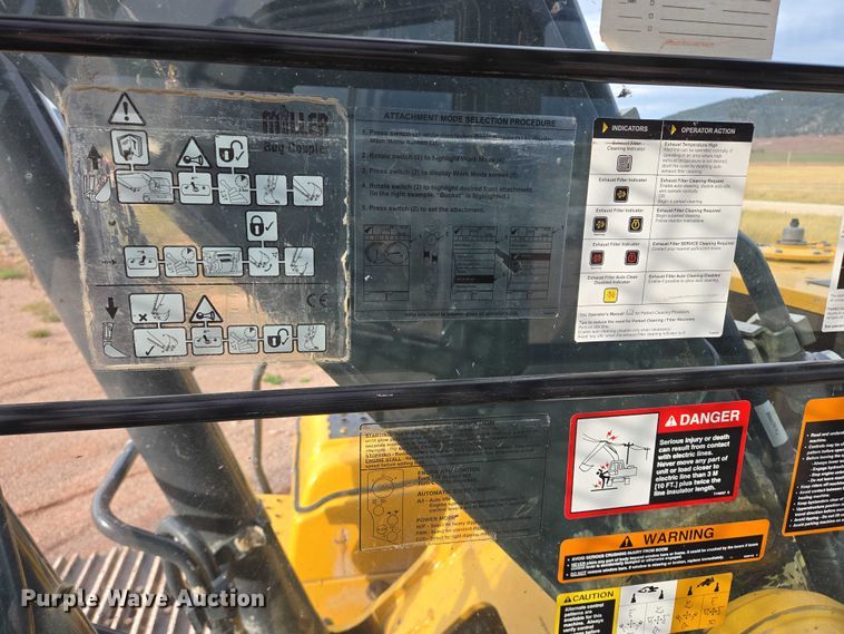 image for item DY1218 2015 John Deere 290G LC excavator