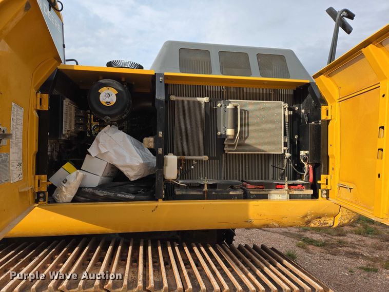 image for item DY1218 2015 John Deere 290G LC excavator