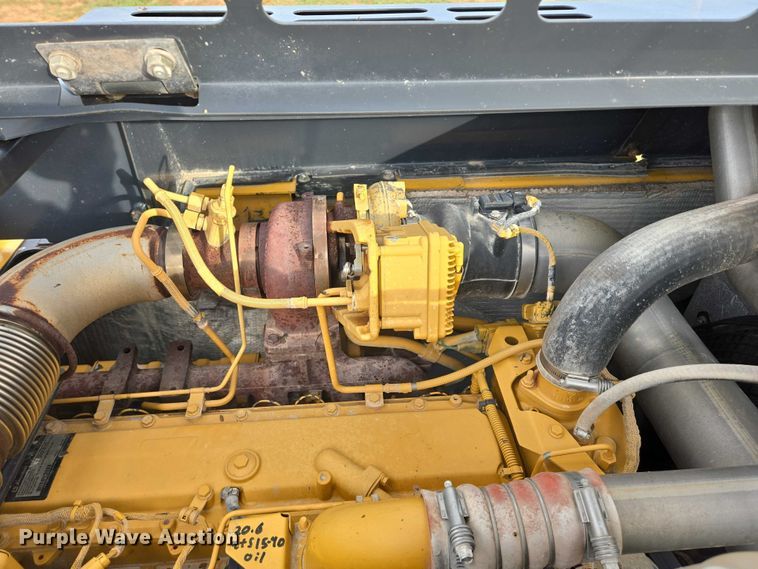 image for item DY1218 2015 John Deere 290G LC excavator