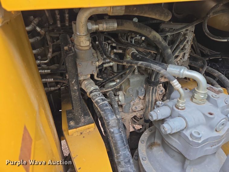 image for item DY1218 2015 John Deere 290G LC excavator