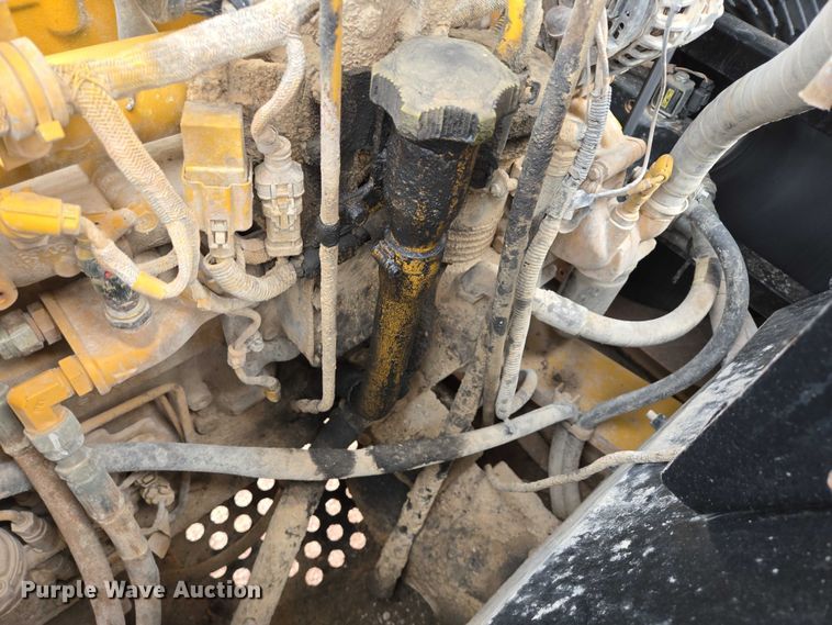 image for item DY1218 2015 John Deere 290G LC excavator