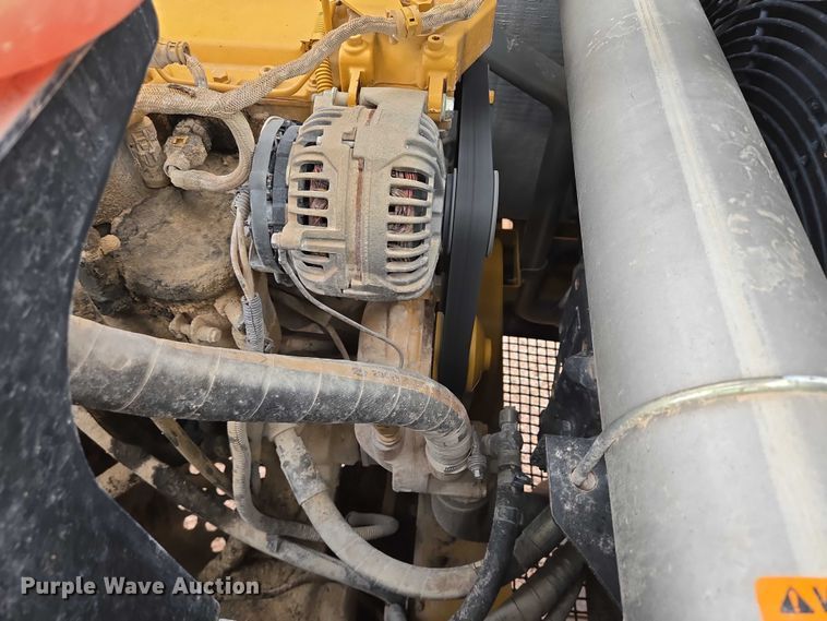 image for item DY1218 2015 John Deere 290G LC excavator