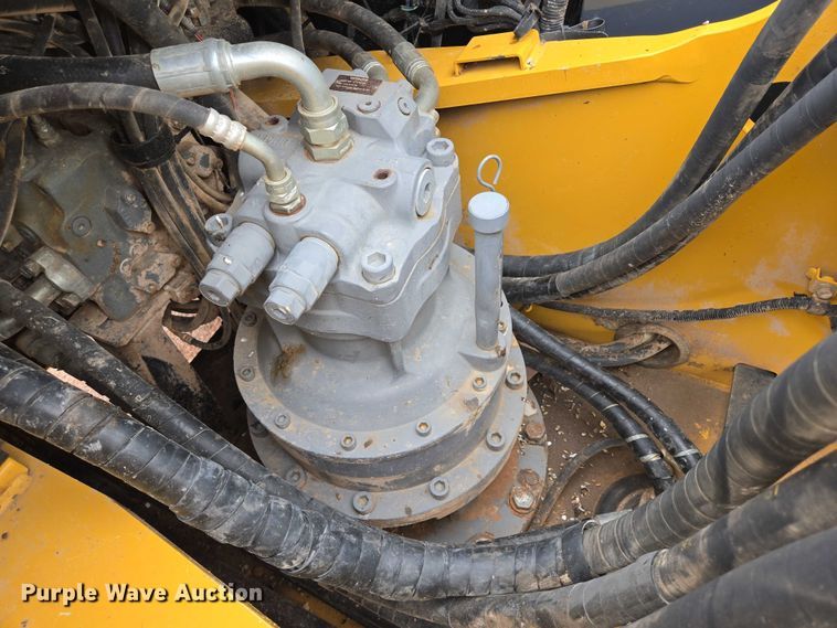 image for item DY1218 2015 John Deere 290G LC excavator