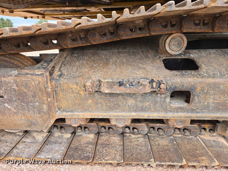 image for item DY1218 2015 John Deere 290G LC excavator