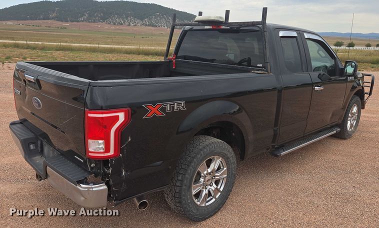 image for item DY1221 2016 Ford F150 XLT SuperCab pickup truck