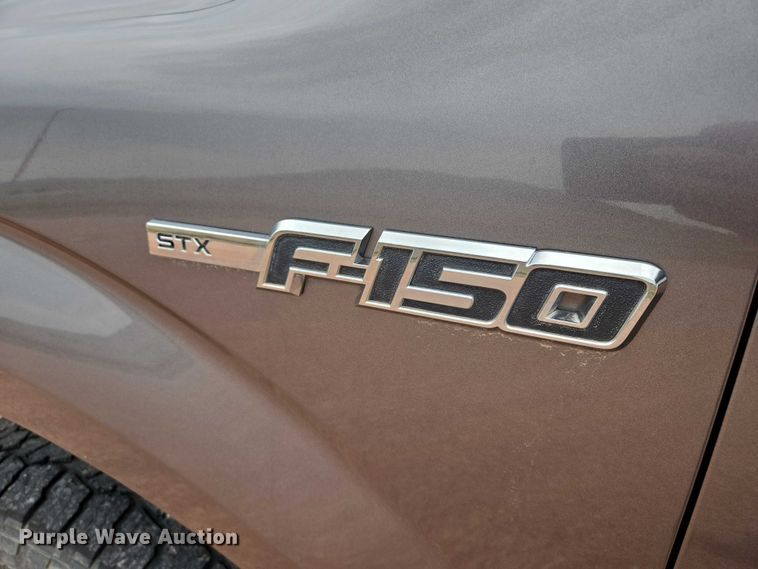 image for item DY1222 2013 Ford F150 STX SuperCab pickup truck