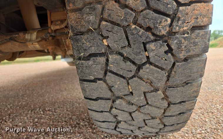 image for item DY1222 2013 Ford F150 STX SuperCab pickup truck