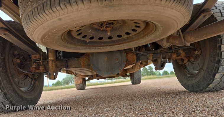 image for item DY1223 2016 GMC Sierra pickup truck