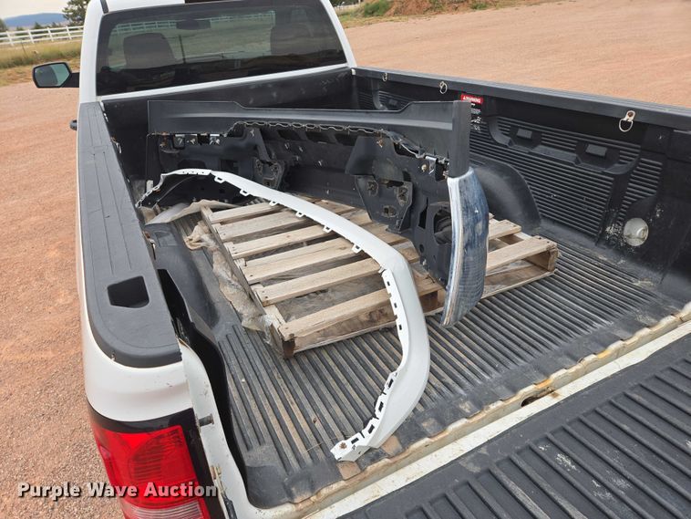 image for item DY1223 2016 GMC Sierra pickup truck
