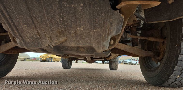 image for item DY1223 2016 GMC Sierra pickup truck