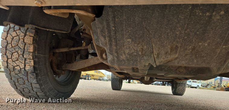 image for item DY1223 2016 GMC Sierra pickup truck