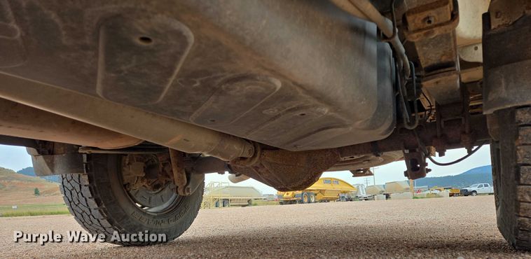 image for item DY1223 2016 GMC Sierra pickup truck